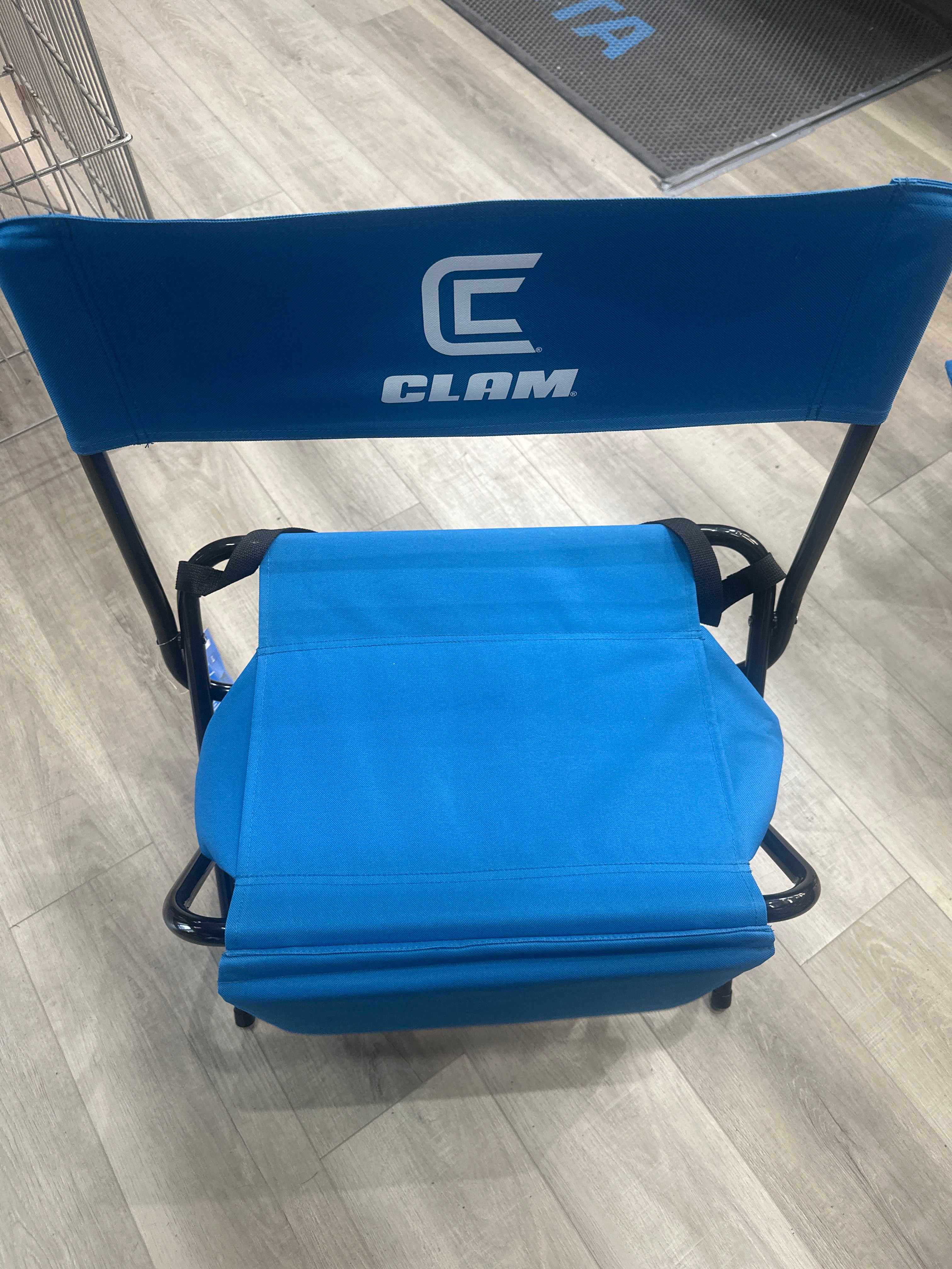 Clam folding cooler chair
