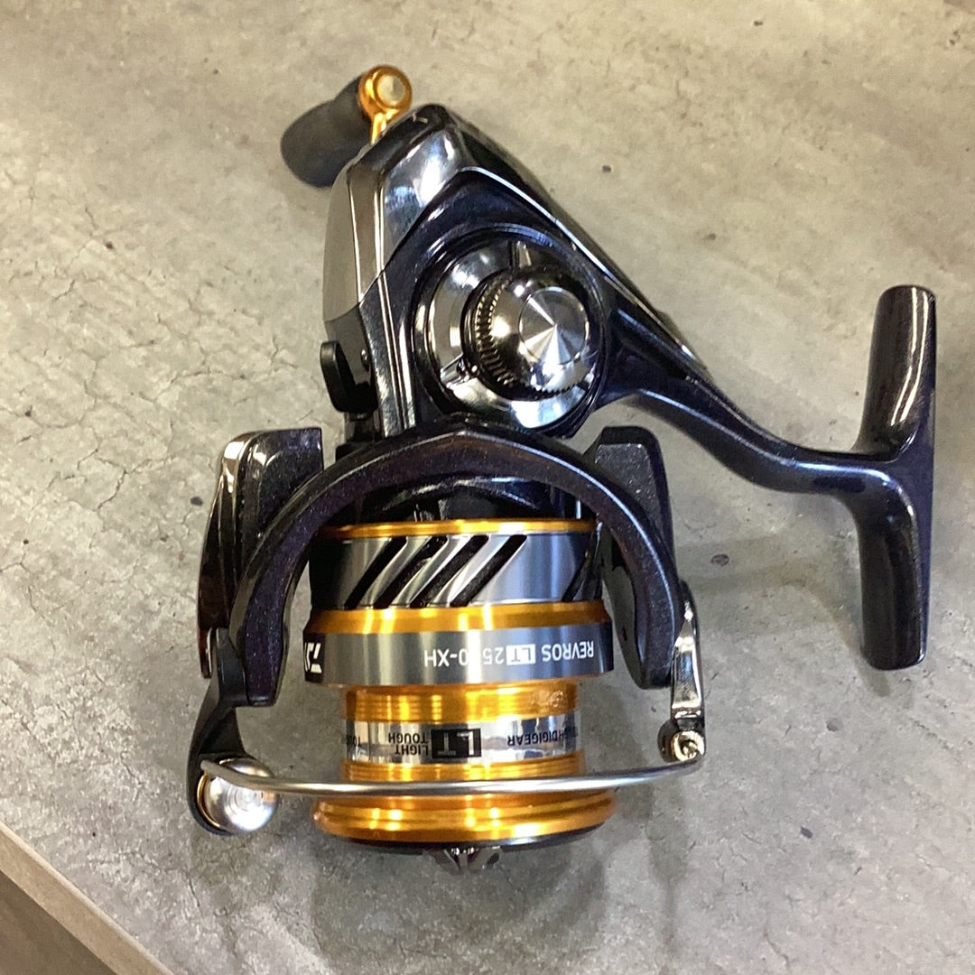 Daiwa Revros LT