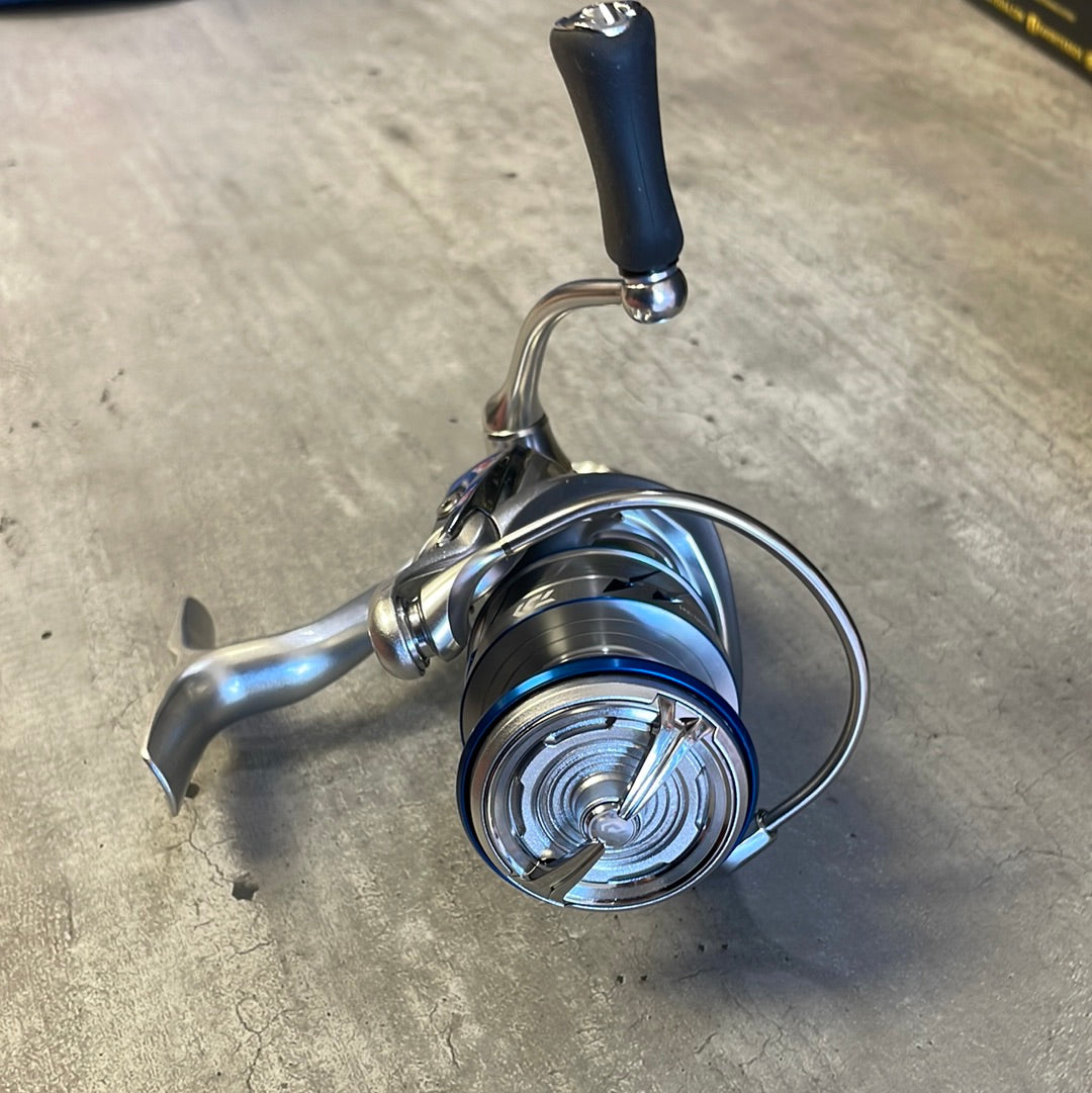 Daiwa Procyon MQ Lt 2500D-XH